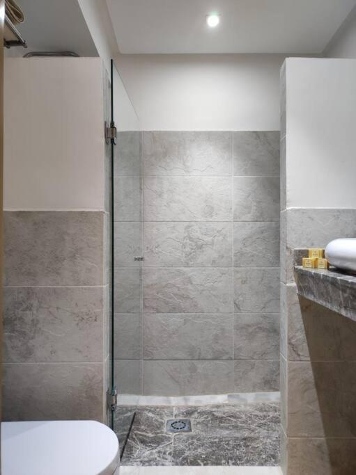 Plein Centre Marrakech, Grand Balcon Filant Apartment Marrakesh Exterior foto