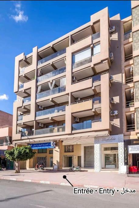 Plein Centre Marrakech, Grand Balcon Filant Apartment Marrakesh Exterior foto