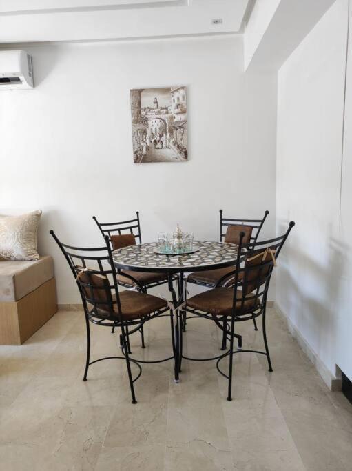 Plein Centre Marrakech, Grand Balcon Filant Apartment Marrakesh Exterior foto